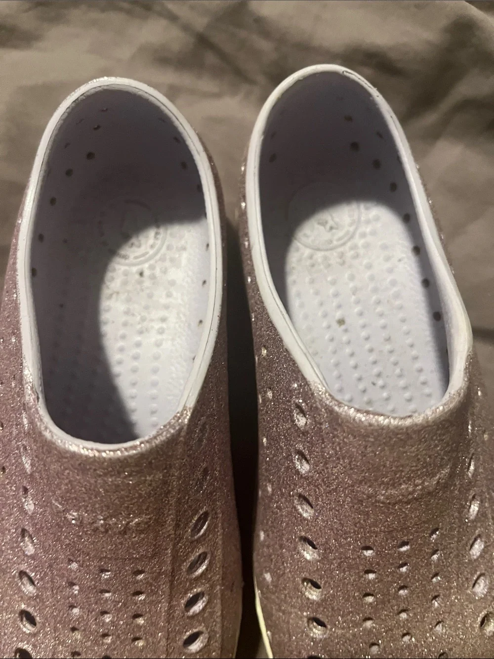 Native!! Kids Glitter Slip-On Sneakers - Pink